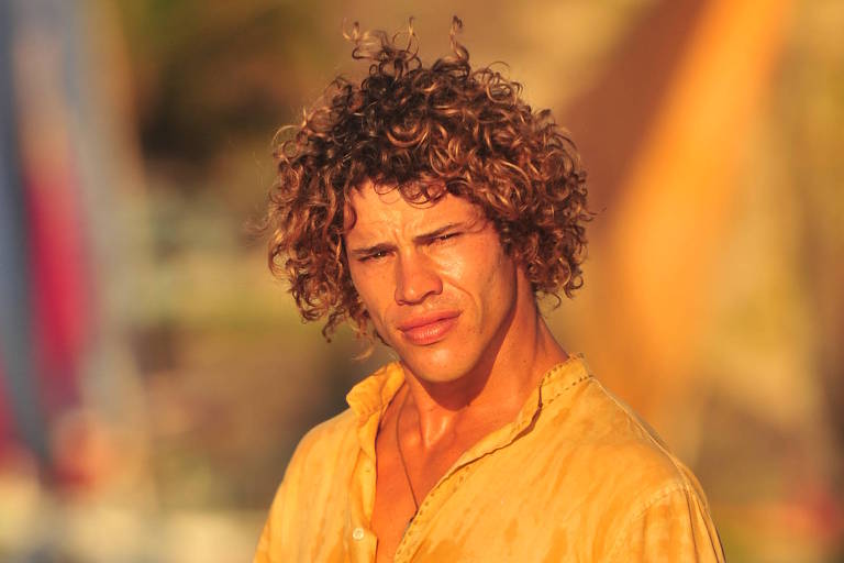 José Loreto como Candinho em 'Flor do Caribe'